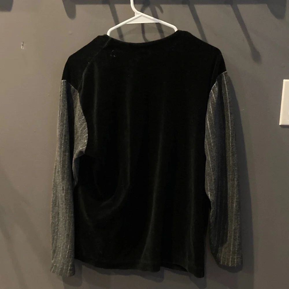Liz Sports petite small cute unique black with  striped velvet zip up jacket GUC